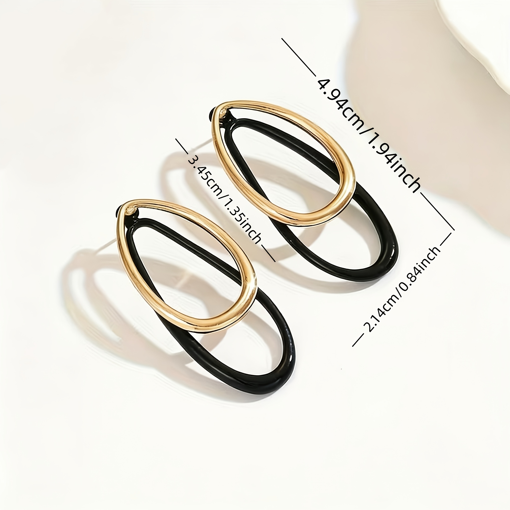 Minimalist Layered Hollow Oval Hoop Earrings, Cool-toned